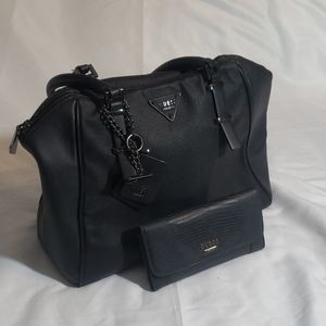 Guess purse and matching wallet